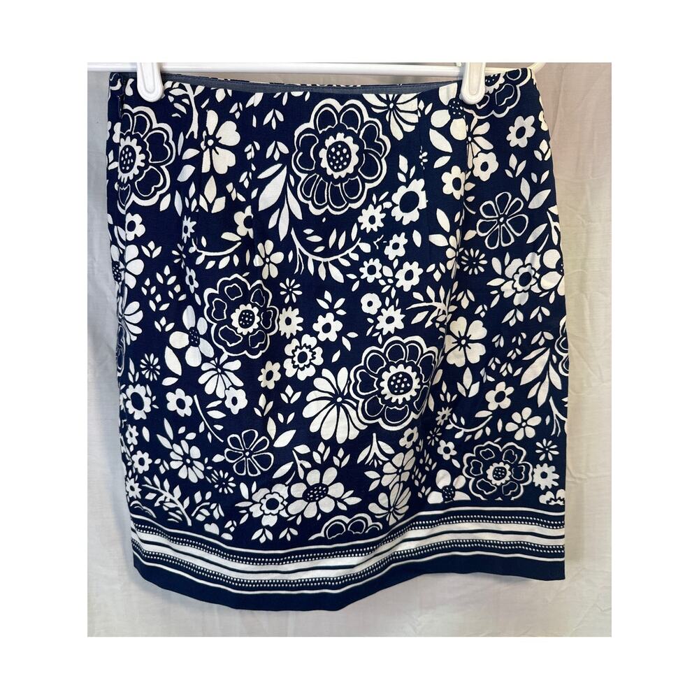 Talbots Women 2P Navy Blue White Floral Lined Classic Cotton A-Line‎ Skirt - Picture 2 of 6